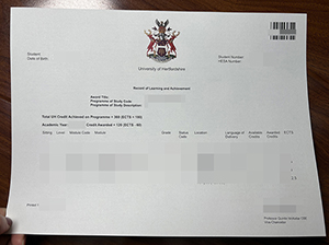 赫特福德大学成绩单-1